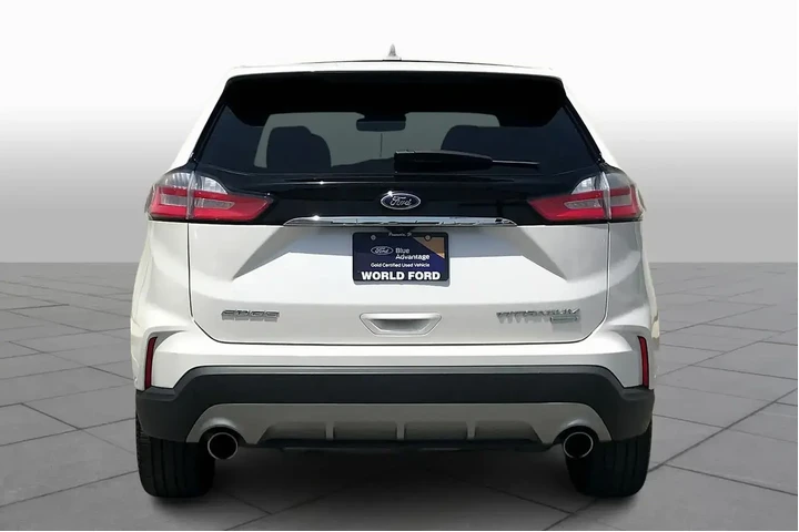 $17589 : Ford Edge 2019 Titanium 4dr image 4