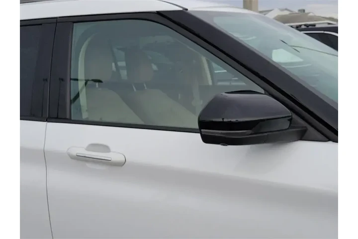 $26995 : Ford Explorer 2023 Limited 4 image 6