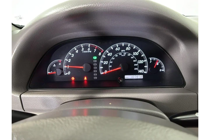 $10000 : 2005 Camry LE image 3