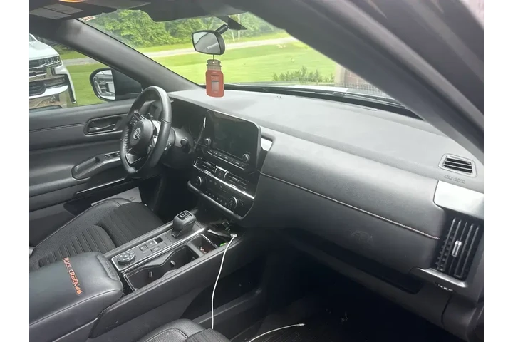 $28657 : Nissan Pathfinder 2023 AWD R image 5