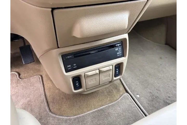 $7000 : Honda Odyssey 2010 Touring 4 image 9