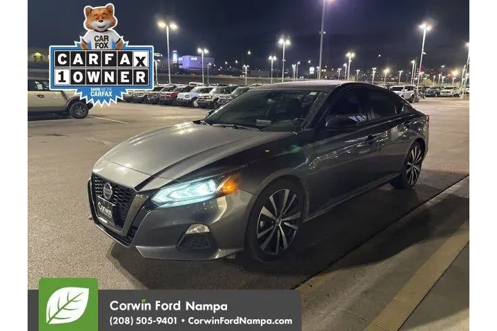 $17989 : Nissan Altima 2020 2.5 SR 4d image 3