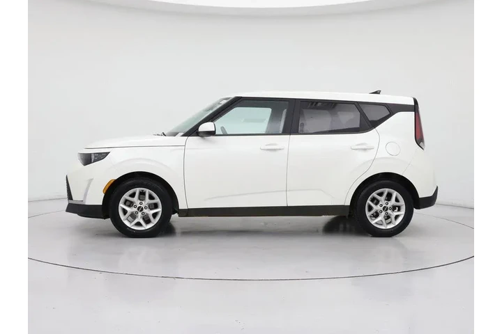 $17998 : Kia Soul 2023 LX 4dr Crossov image 3