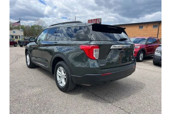 $31715 : Ford Explorer 2023 AWD XLT 4 image 6