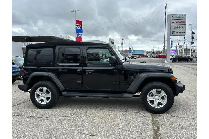 $30927 : Jeep Wrangler Unlimited 2021 image 2