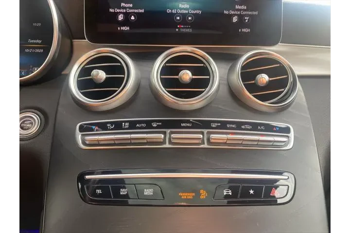 $39185 : Mercedes-Benz GLC 2022 AWD A image 9