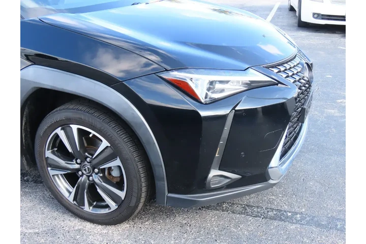 $23999 : Lexus UX 200 2019 4dr Crosso image 6