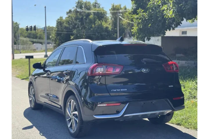 $6999 : 2018 Niro Touring image 6