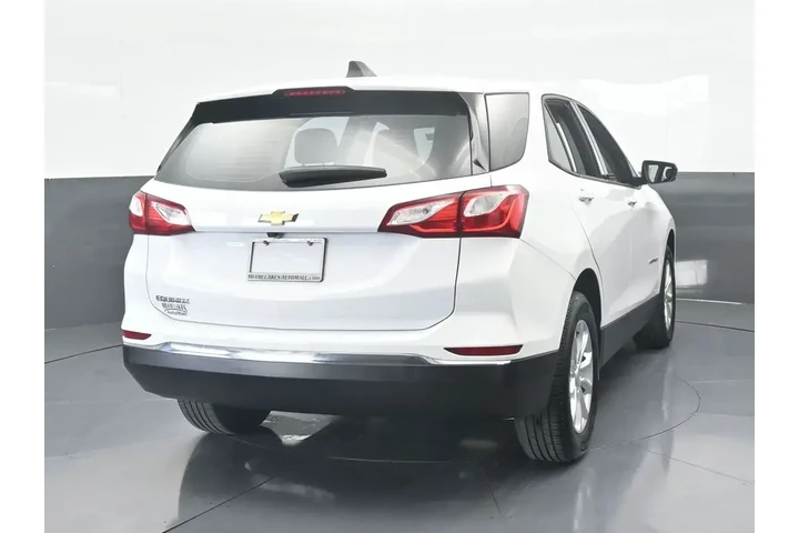 $15498 : Chevrolet Equinox 2018 LS 4d image 5