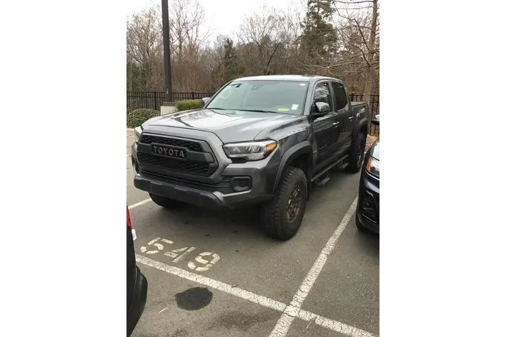 $37588 : Toyota Tacoma 2023 4x4 TRD P image 1