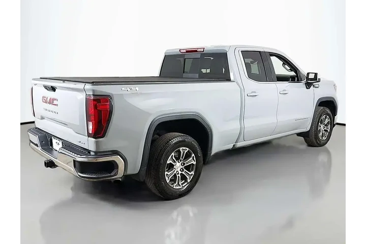$39799 : GMC Sierra 1500 2025 4x4 SLE image 9