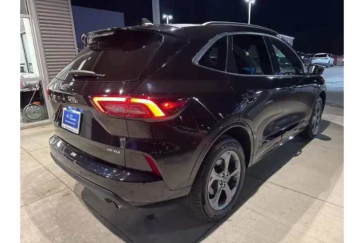 $25900 : Ford Escape 2023 AWD ST-Line image 8