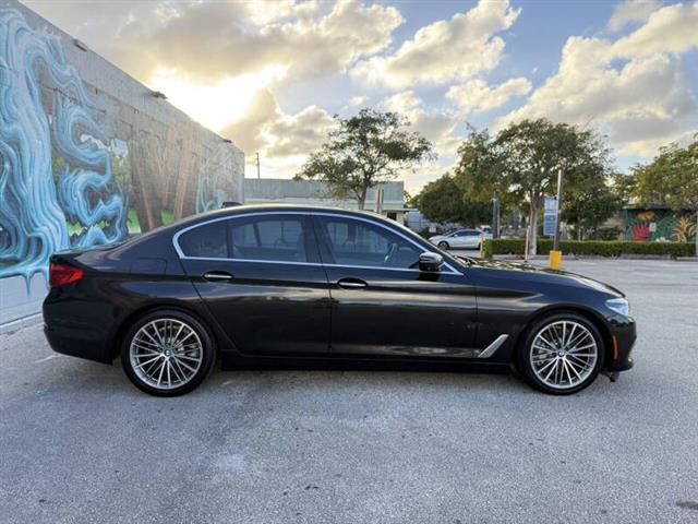 $13995 : 2017 BMW 5 Series 530i image 6