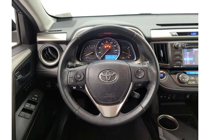 $17998 : Toyota RAV4 2015 AWD Limited image 10