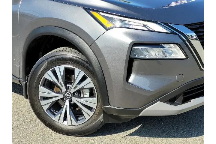 $20900 : Nissan Rogue 2022 SV 4dr Cro image 9