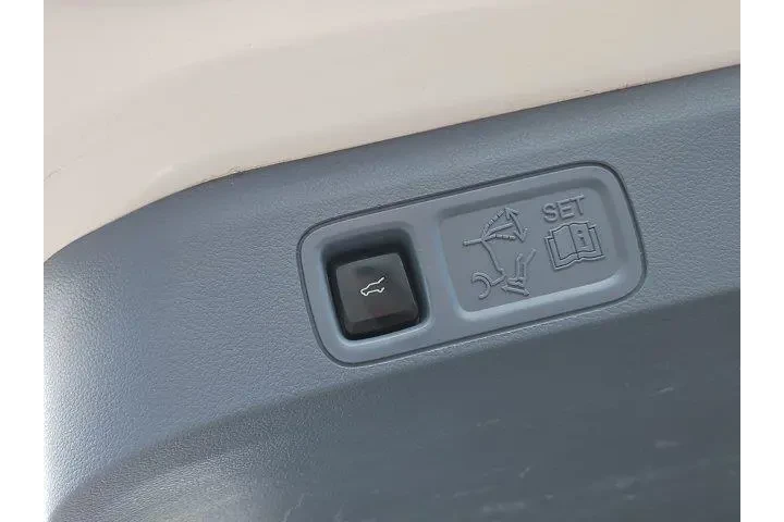 $34590 : Lincoln Navigator L 2019 4x4 image 7