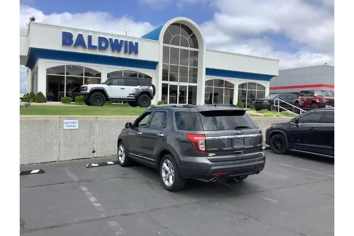 $14950 : Ford Explorer 2015 Limited 4 image 5