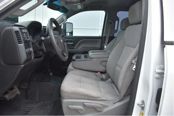 $12997 : Chevrolet Silverado 2500HD 2 image 9