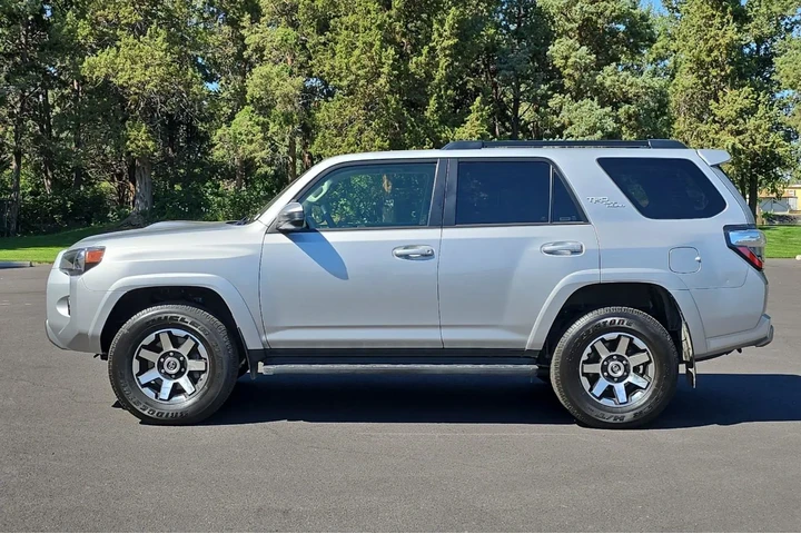 $45399 : Toyota 4Runner 2024 4x4 TRD image 7