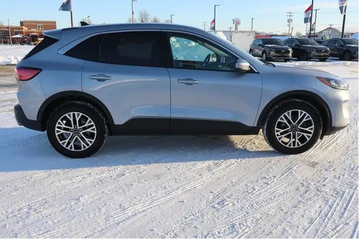 $25990 : Ford Escape 2022 AWD SEL 4dr image 4