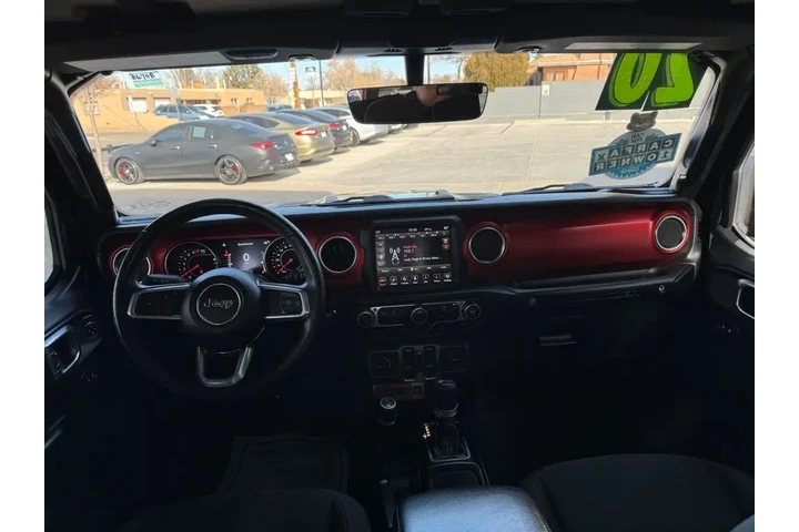 2020 Wrangler Unlimited Rubic image 9