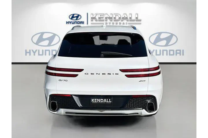 $35997 : Genesis GV70 2025 AWD 2.5T S image 5