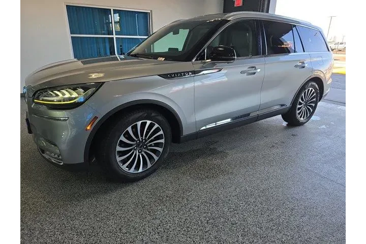 $32075 : Lincoln Aviator 2020 Reserve image 1