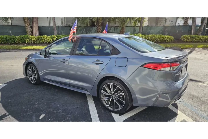 $14900 : Toyota Corolla SE 2022 image 1