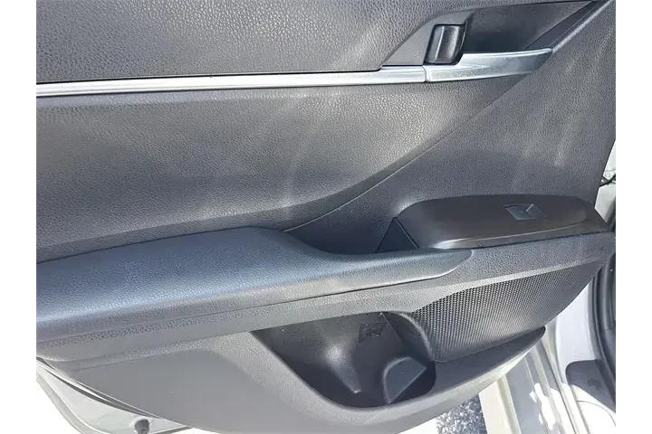 $20990 : Toyota Camry 2021 SE 4dr Sed image 10
