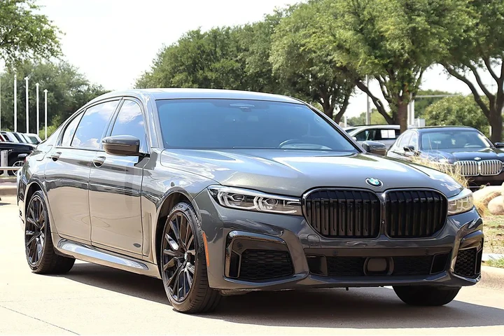 $54998 : 2022 7 Series 750i xDrive image 3