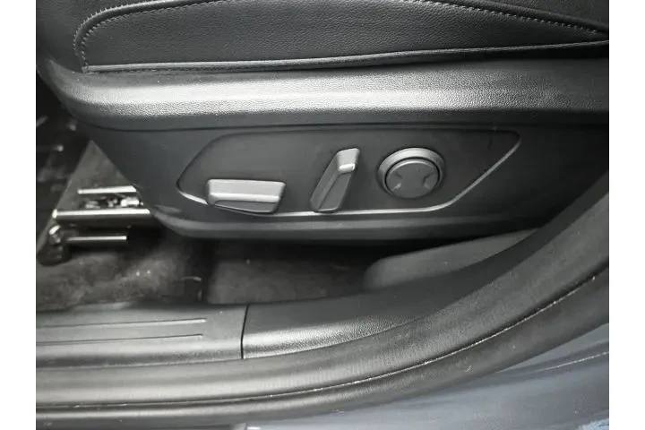 $28345 : Hyundai TUCSON 2025 SEL Conv image 6