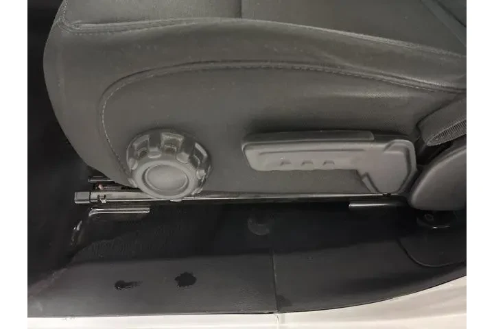 $28499 : Jeep Wrangler Unlimited 2022 image 10