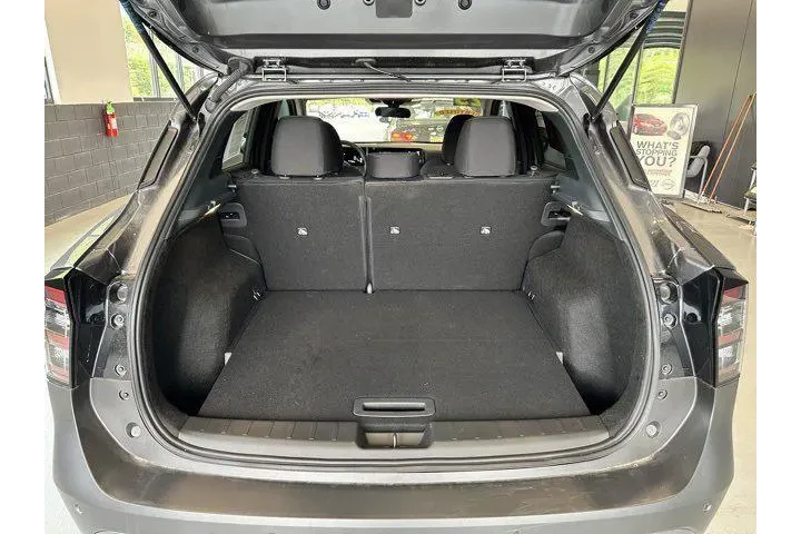 $22595 : Nissan Kicks 2025 SV 4dr Cro image 10