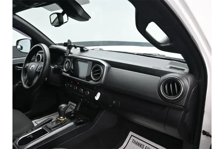 $26996 : Toyota Tacoma 2019 4x4 TRD O image 8