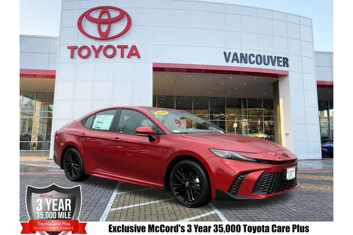 $32681 : Toyota Camry 2025 AWD SE 4dr image 1