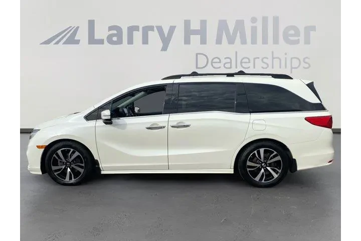Honda Odyssey 2018 Elite 4dr image 2