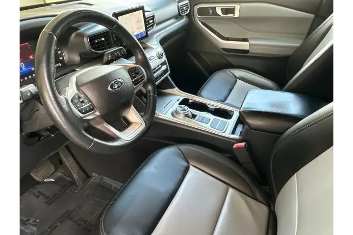 $27000 : Ford Explorer 2022 XLT 4dr S image 9