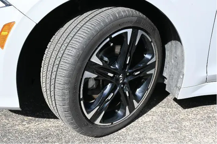 $19488 : Kia K5 2021 GT-Line 4dr Seda image 4