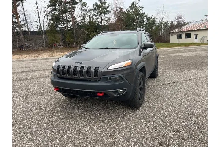 $17000 : Jeep Cherokee 2018 4x4 Trail image 3