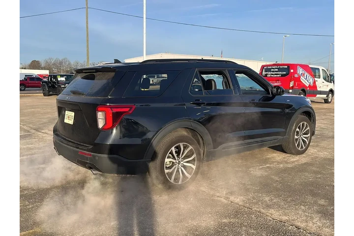 $30231 : Ford Explorer 2022 ST-Line 4 image 4