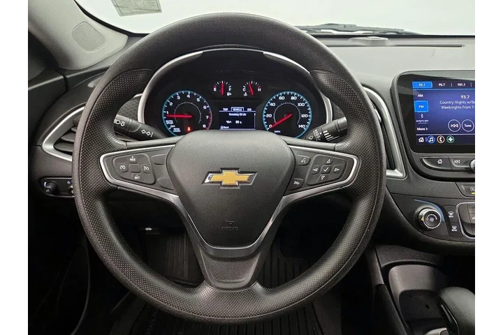 $17998 : Chevrolet Malibu 2022 LS 4dr image 10