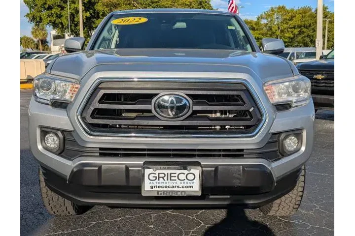 $26997 : Toyota Tacoma 2022 4x2 TRD O image 2