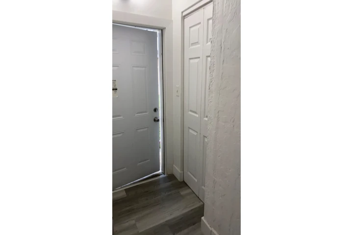 $1200 : Eficiency image 3