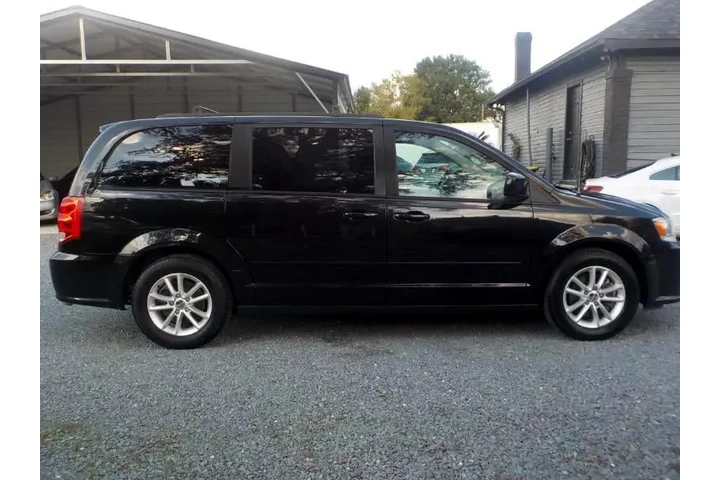$7743 : 2016 Grand Caravan SXT 2WD image 6