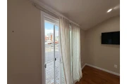 $1200 : Se renta habitación con balcon thumbnail