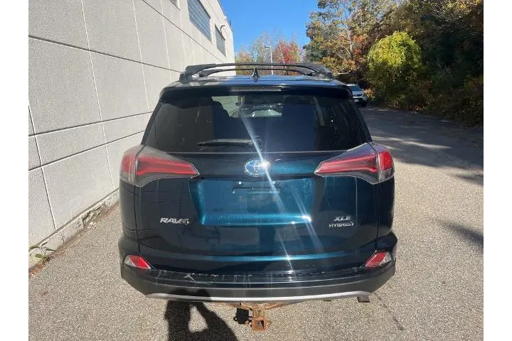 $17990 : Toyota RAV4 Hybrid 2018 AWD image 8