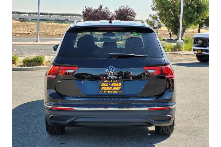 $17000 : Volkswagen Tiguan 2022 SE 4d image 5