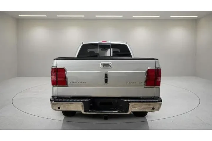 $39995 : Lincoln Mark LT 2007 4dr Sup image 4