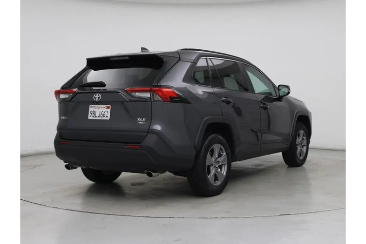 $30998 : Toyota RAV4 2022 AWD XLE 4dr image 8