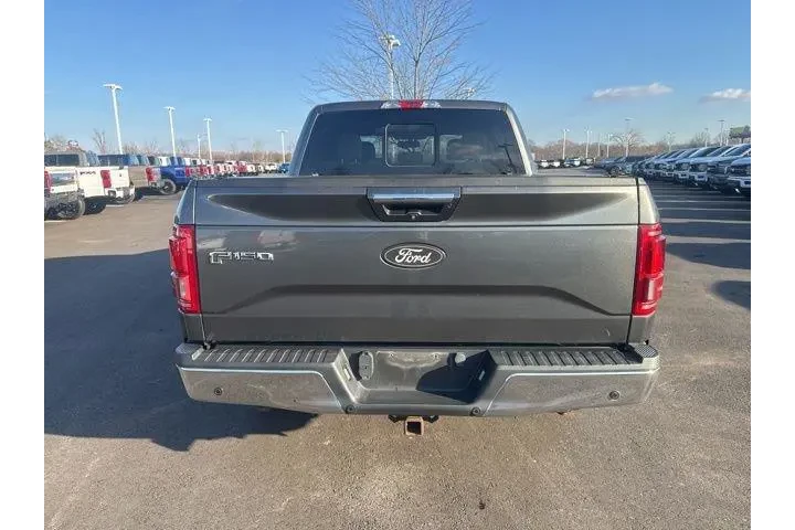 $26000 : Ford F-150 2016 4x4 Lariat 4 image 5